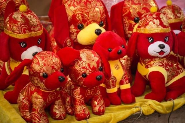 窗帘打一生肖、团结解释落实