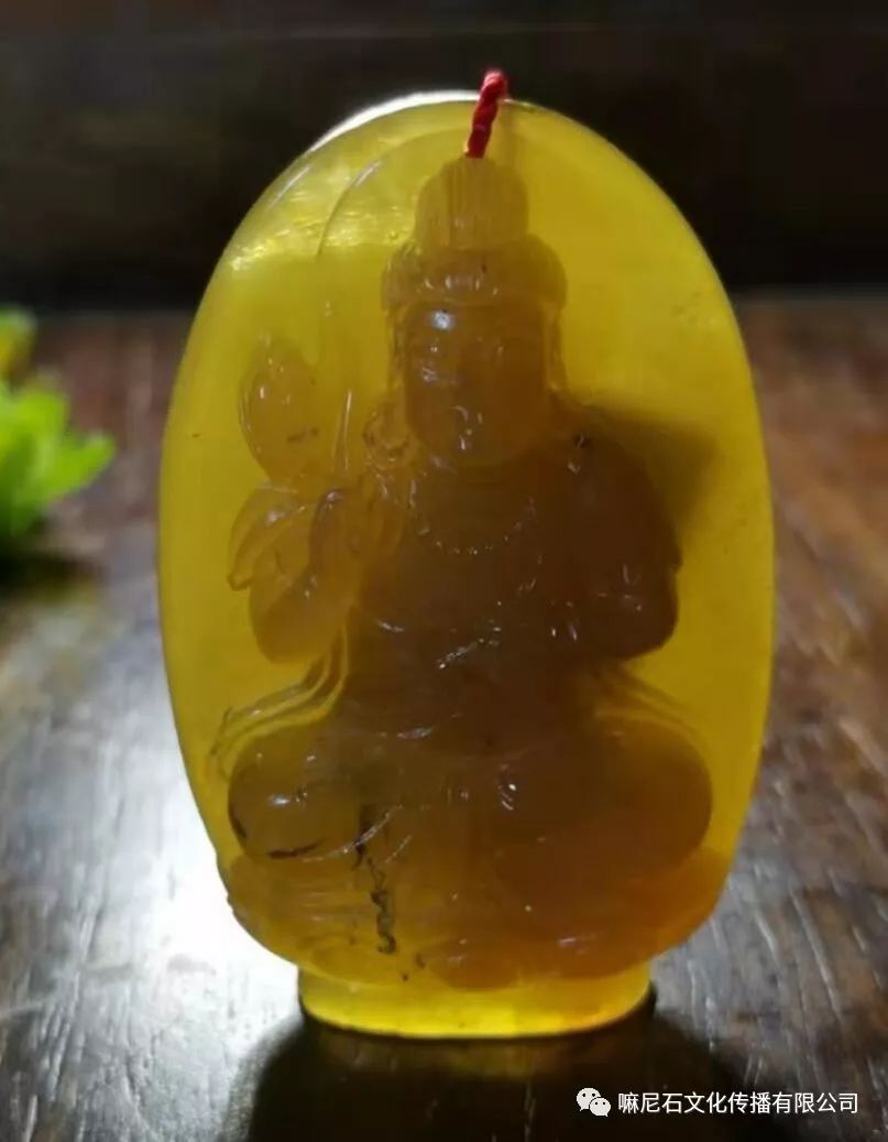 琥珀光打一生肖、揭秘背后的文化寓意