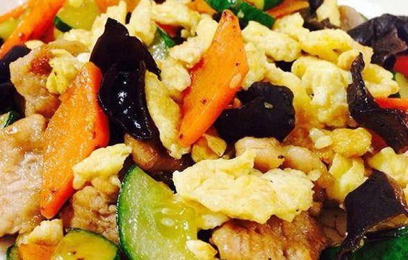 揭秘如何选择并落实正确的招牌菜全上不差钱的生肖—以智慧之眼洞察美食与命运的交汇