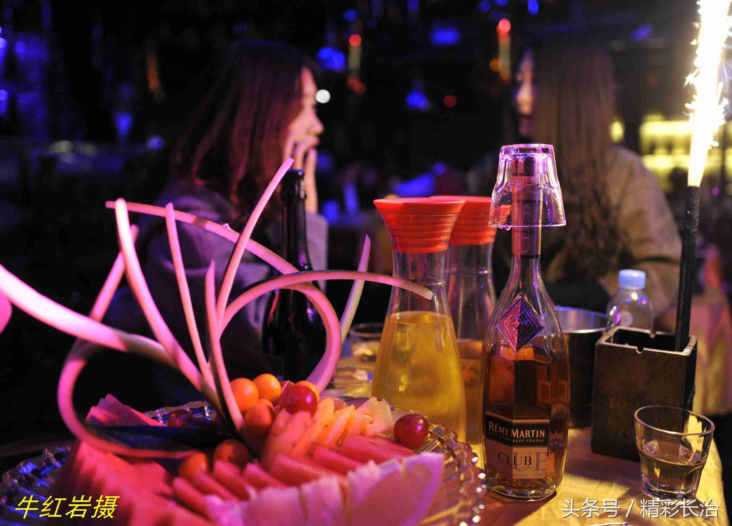 相约酒吧打一生肖、之谜与人生哲理的深度解析